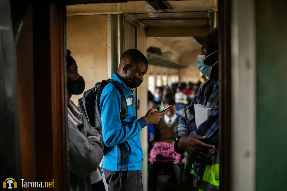 G‘arbdagi foydalanuvchilar imiji yomonlashgan Facebook’dan chiqib ketmoqda. Lekin Afrikada ijtimoiy tarmoq internet vazifasini bajarmoqda